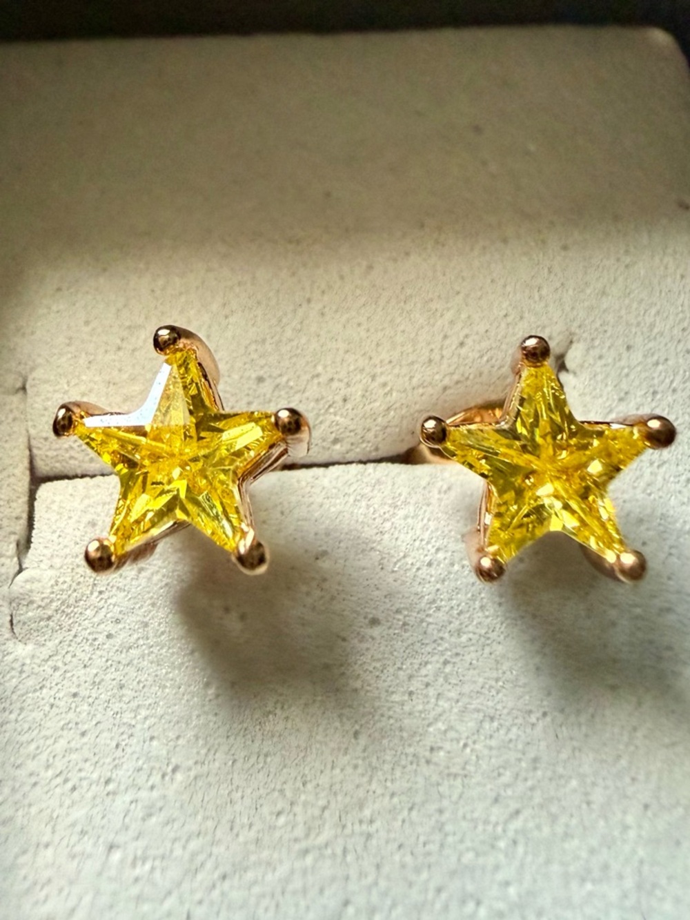 NEW! Pretty Bird Jewelry Yellow Star Stud Earrings - Gold Tone